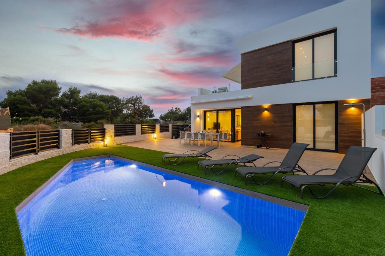 Fidalsa 5 Stars Premium Villa El Campello Exterior photo